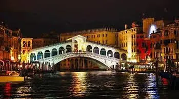 Guesthouse Al Profeta Venedig 3*,