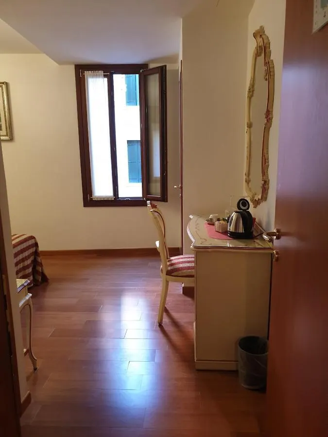 Guesthouse Al Profeta Venedig Gæstehus